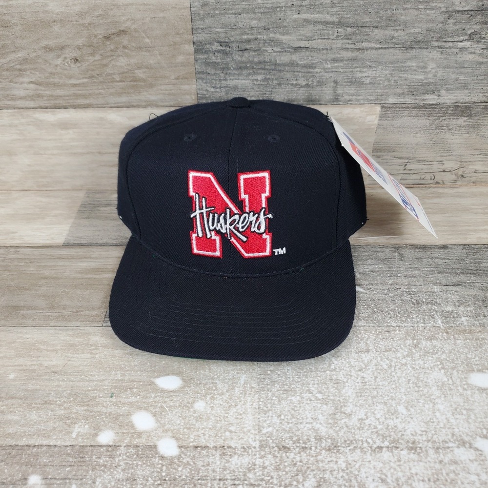 Vintage Sports Specialties Mens Cap Sz 6‎ 7/8 Black Fitted Nebraska Cornhuskers